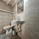 The 4Th Old Town Suites Apartment *