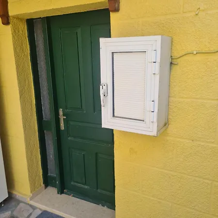 The 4Th Old Town Suites *