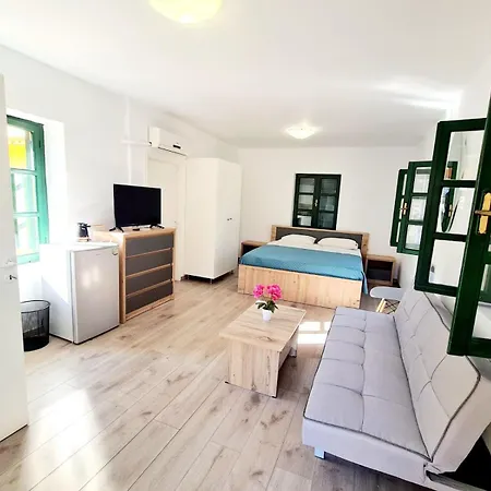 아파트 The 4Th Old Town Suites *