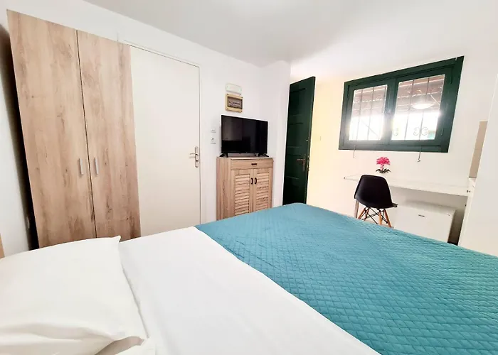 The 4Th Old Town Suites * Rhodes City