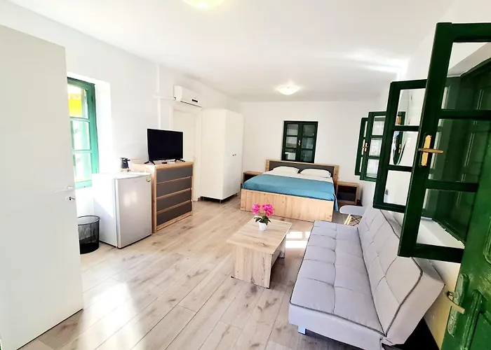 Apartmán The 4Th Old Town Suites *